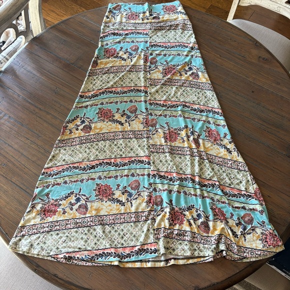 Her She size M maxi skirt - Picture 9 of 14